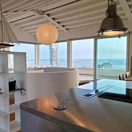Lungomare Belcanto Viareggio
